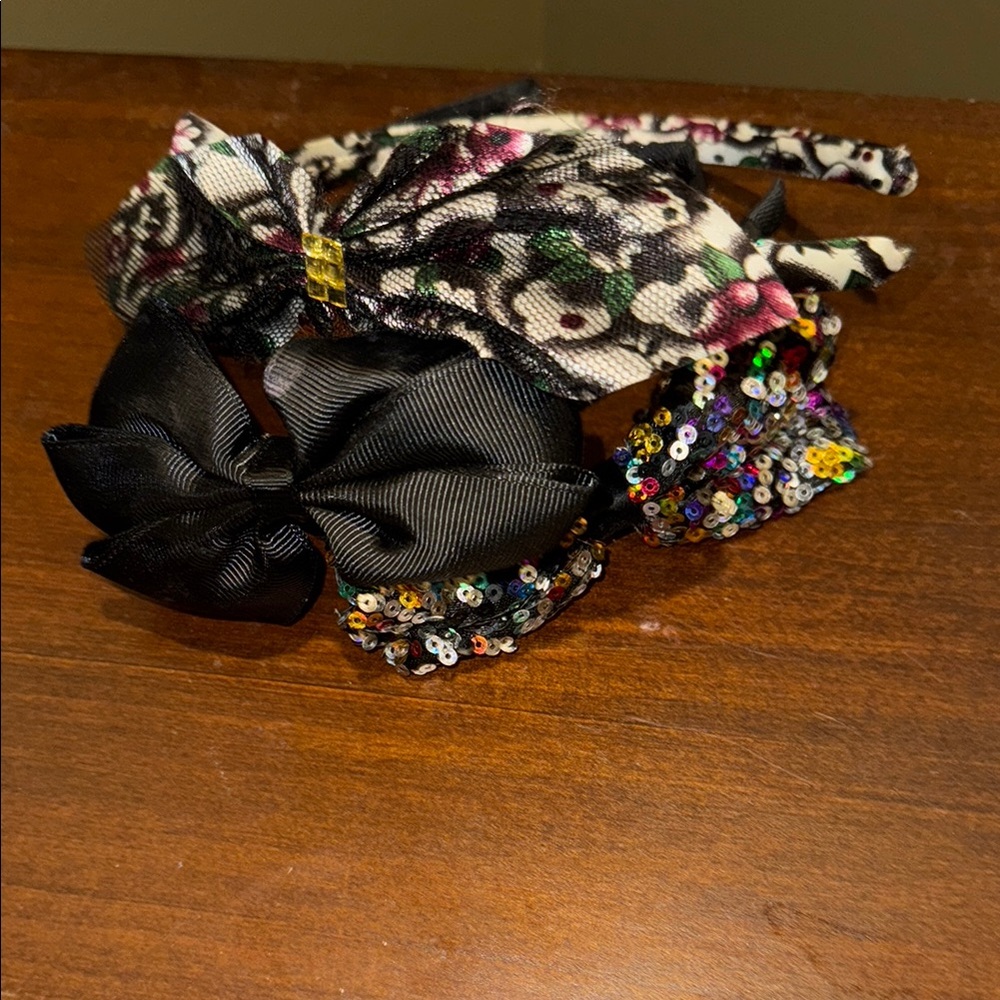 Black Hair Headbands Set with Floral Patterns